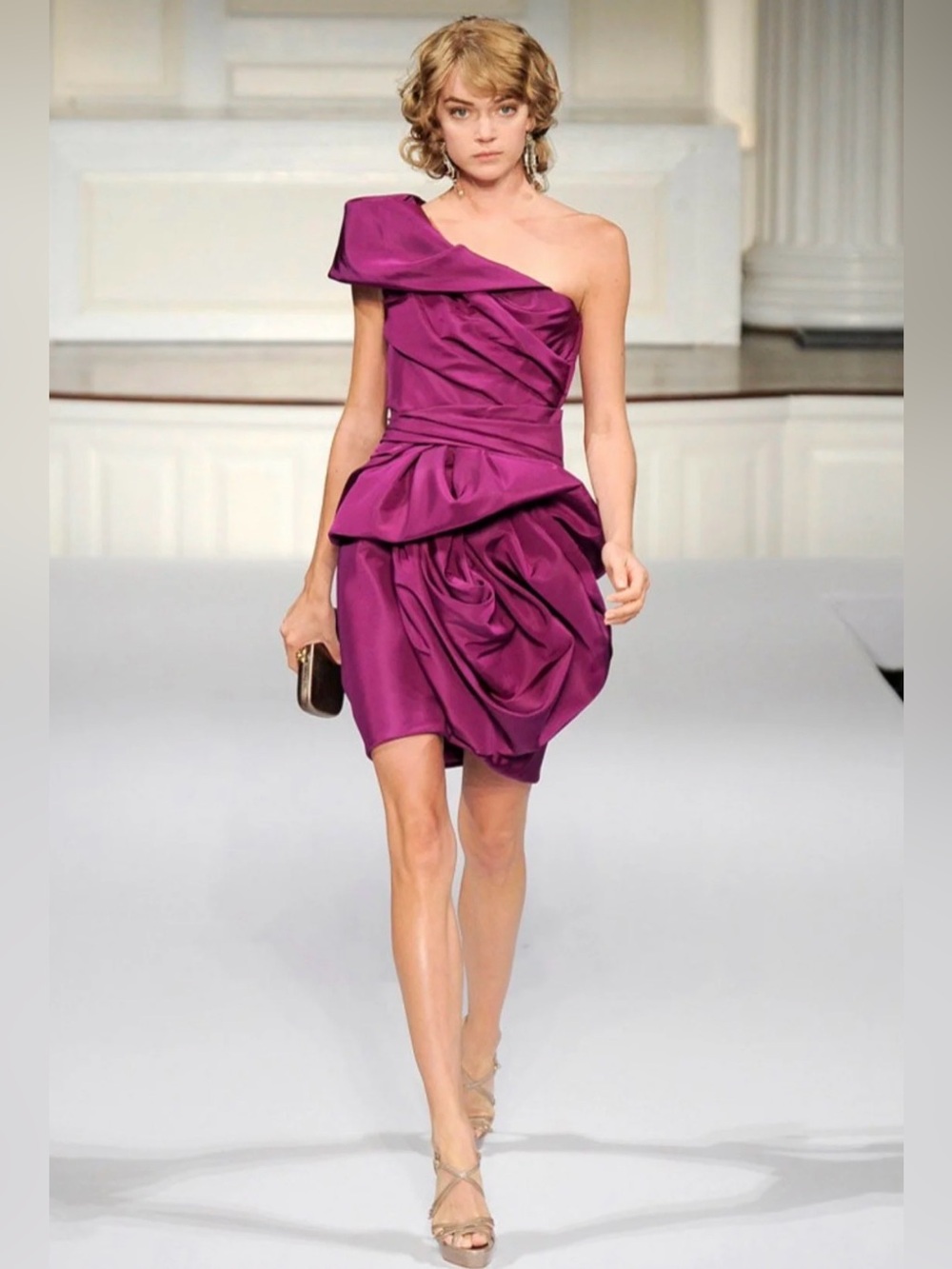 $2900 Oscar De La Renta Runway 100% Silk Dress